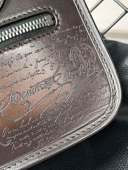 Berluti Tote bag with stylish traits Brown 01A