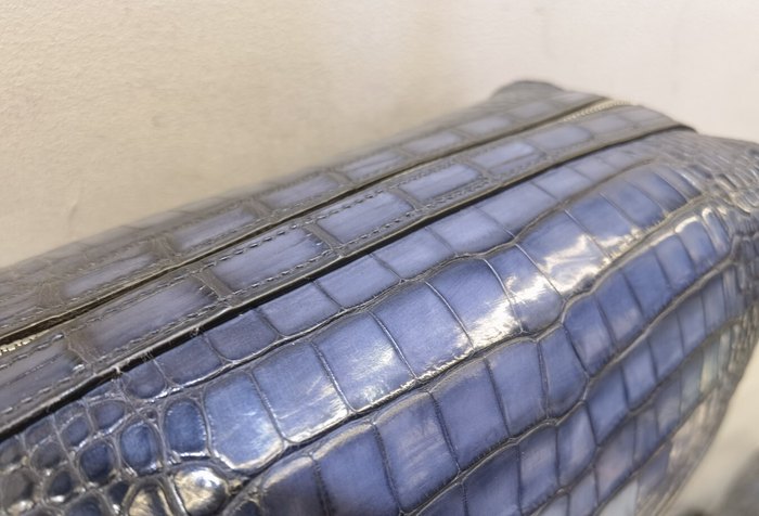 Berluti Tote bag with stylish traits Navy 01A