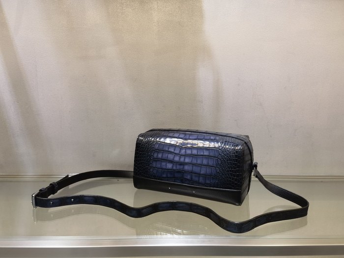 Berluti Tote bag with stylish traits Navy 01A