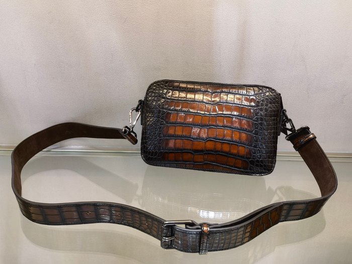 Berluti Tote bag with textured leather Brown 01A