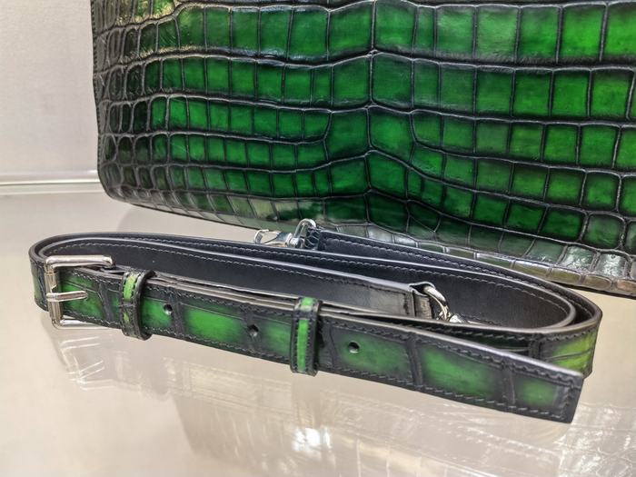 Berluti Tote with elegant styling Green 01A