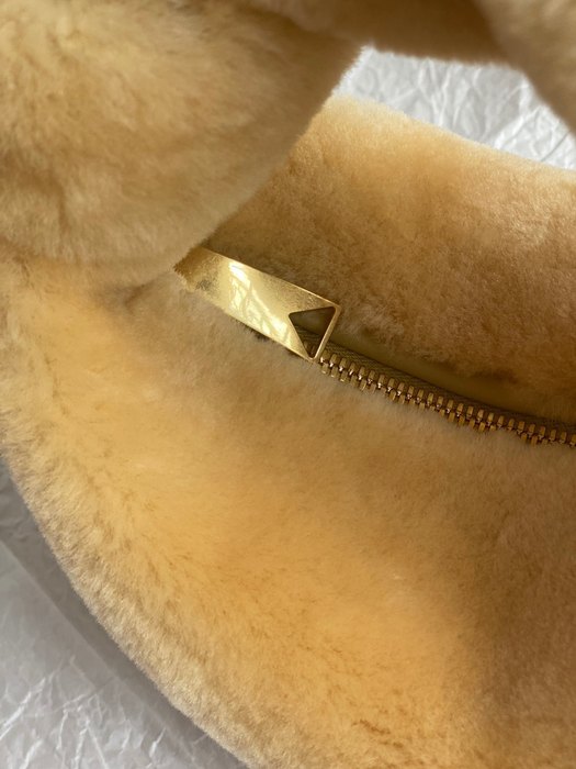 Bottega Veneta Soft Tote with unique shape Beige 01A