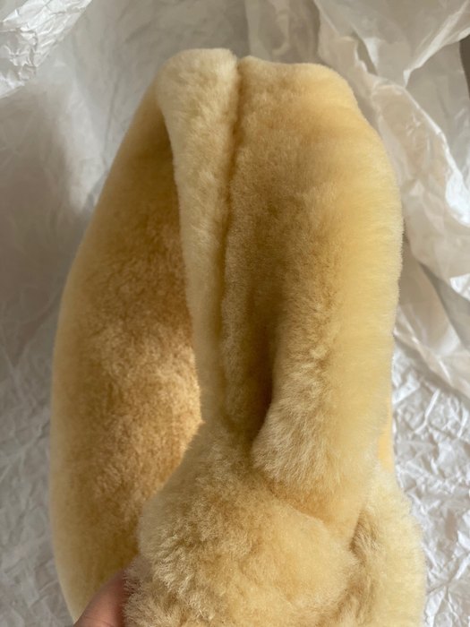 Bottega Veneta Soft Tote with unique shape Beige 01A