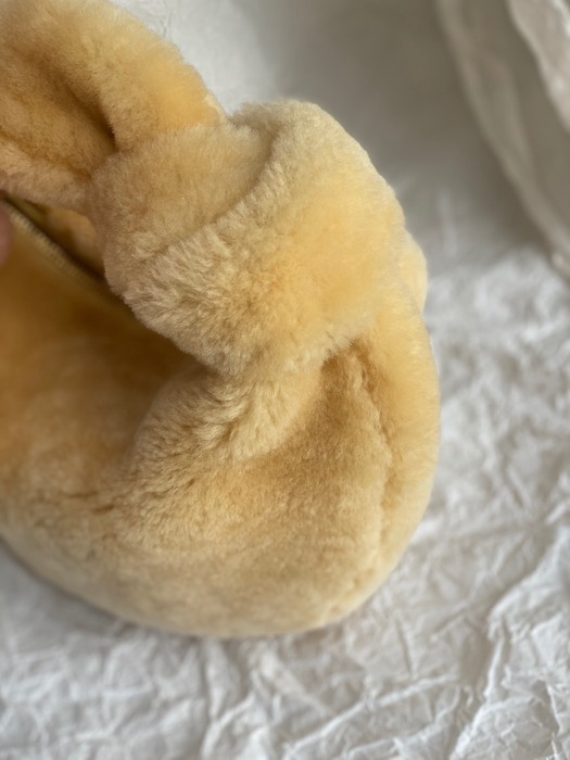 Bottega Veneta Soft Tote with unique shape Beige 01A