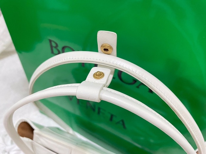 Bottega Veneta Structured Tote White 01A