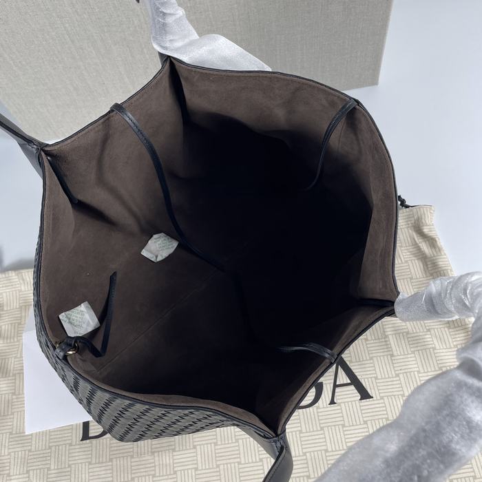 Bottega Veneta Tote Bag Black 01A