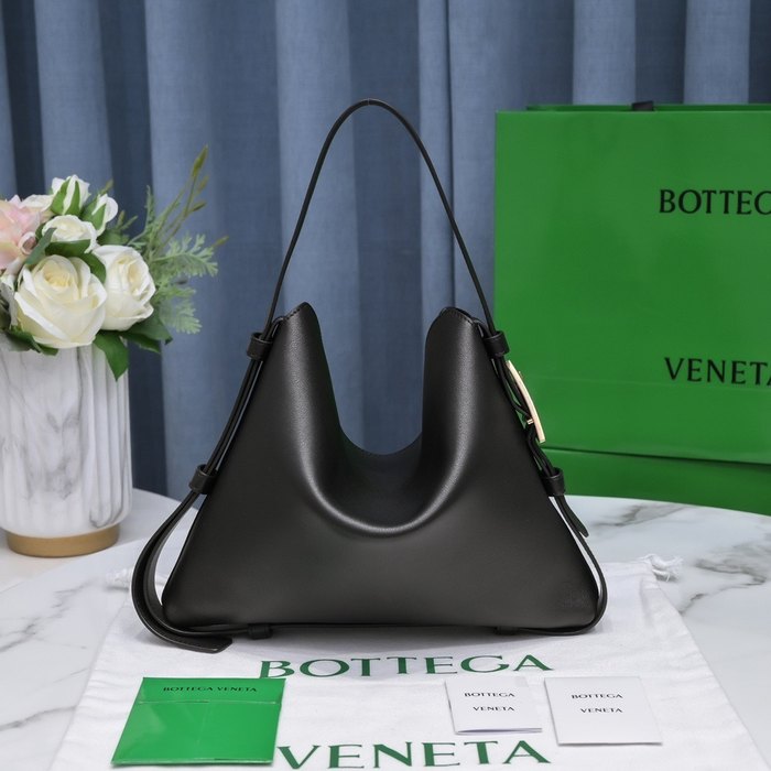 Bottega Veneta Tote bag with elegant design Black 01A