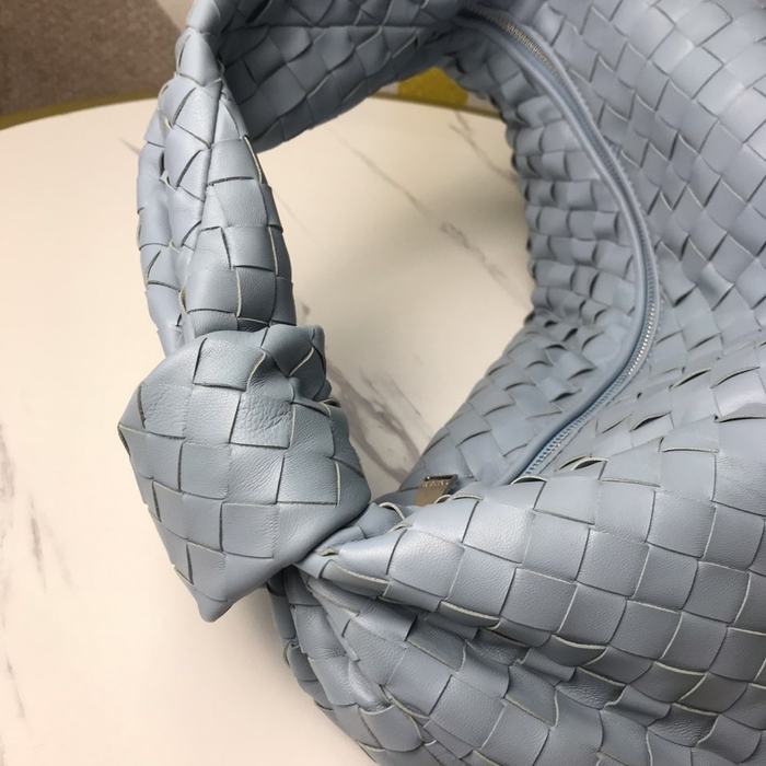 Bottega Veneta Tote bag with minimalist design traits Blue 01A