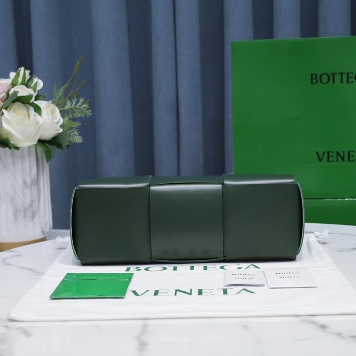 Bottega Veneta Tote bag with sleek design Green 01A