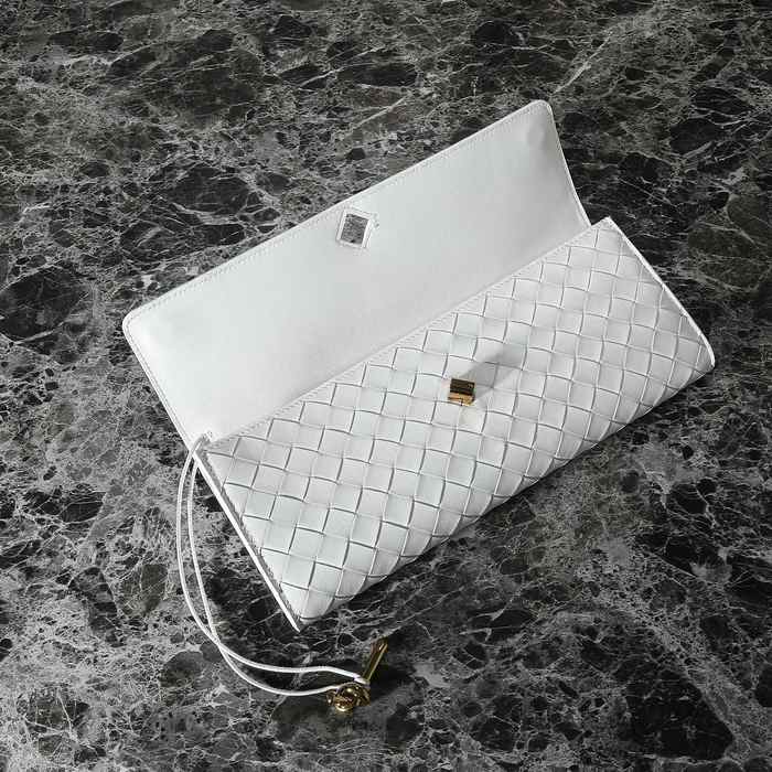 Bottega Veneta Tote bag with sleek design White 01A