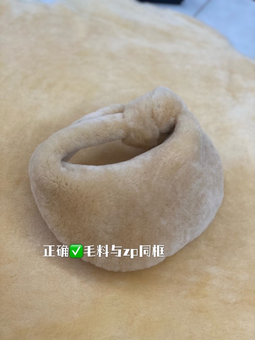 Bottega Veneta Tote bag with soft texture Beige 01A