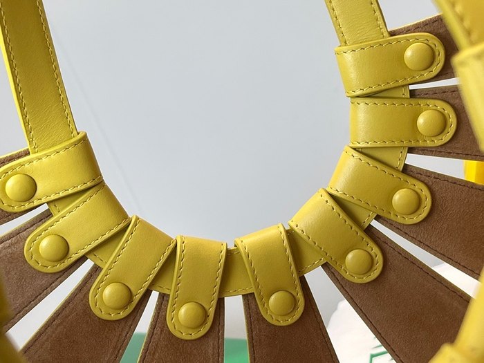 Bottega Veneta Tote bag with unique cuts Yellow 01A