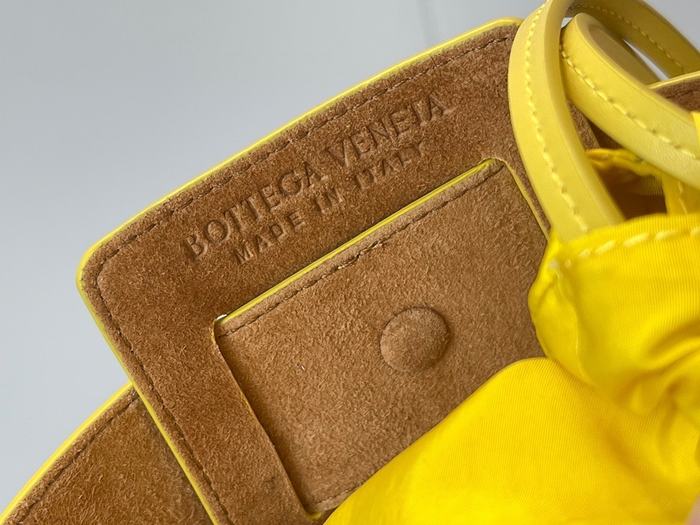 Bottega Veneta Tote bag with unique cuts Yellow 01A