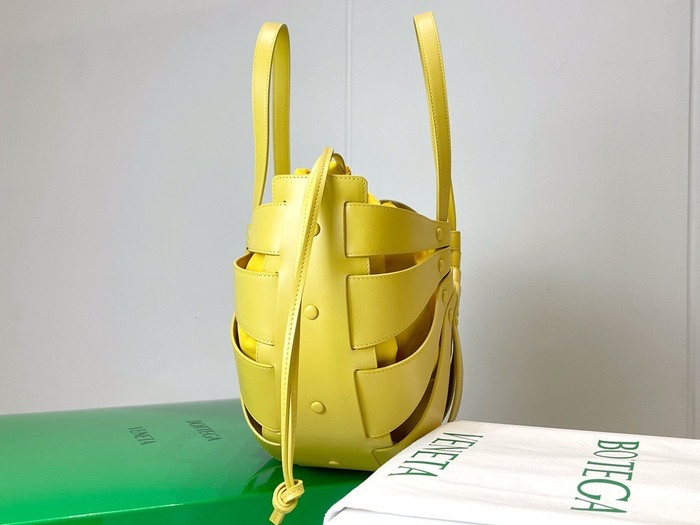 Bottega Veneta Tote bag with unique cuts Yellow 01A