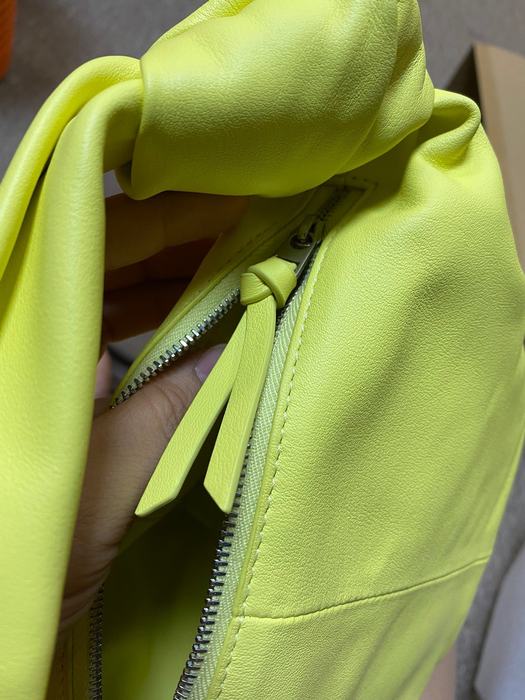 Bottega Veneta Tote bag with unique design traits Yellow 01A