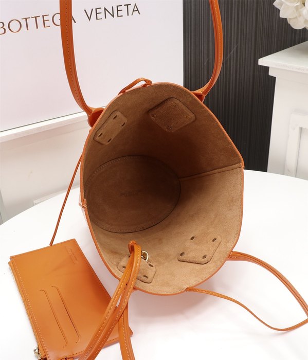 Bottega Veneta Tote style 09 Brown 01A