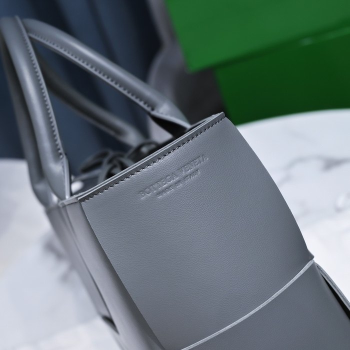 Bottega Veneta Tote style 115 Grey 01A