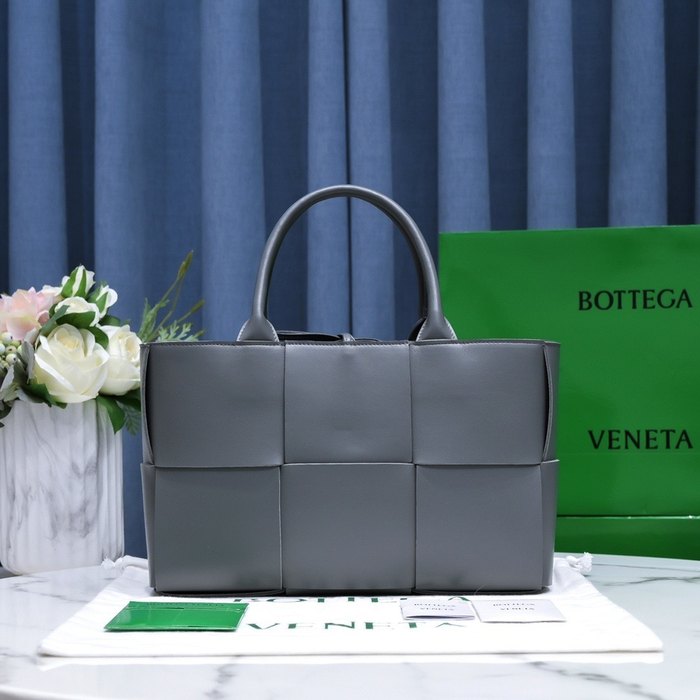 Bottega Veneta Tote style 115 Grey 01A