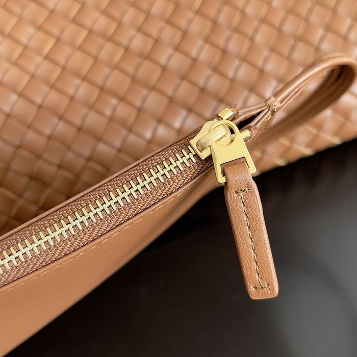 Bottega Veneta Tote style 18 Brown 01A