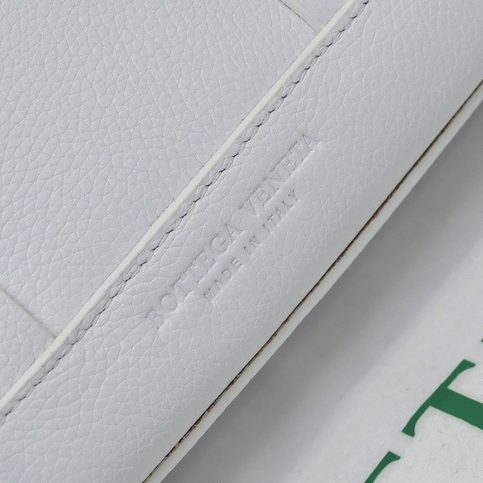 Bottega Veneta Tote style 18 White 01A
