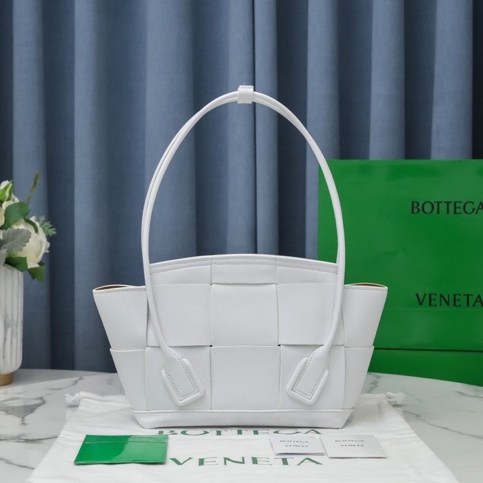 Bottega Veneta Tote style 18 White 01A