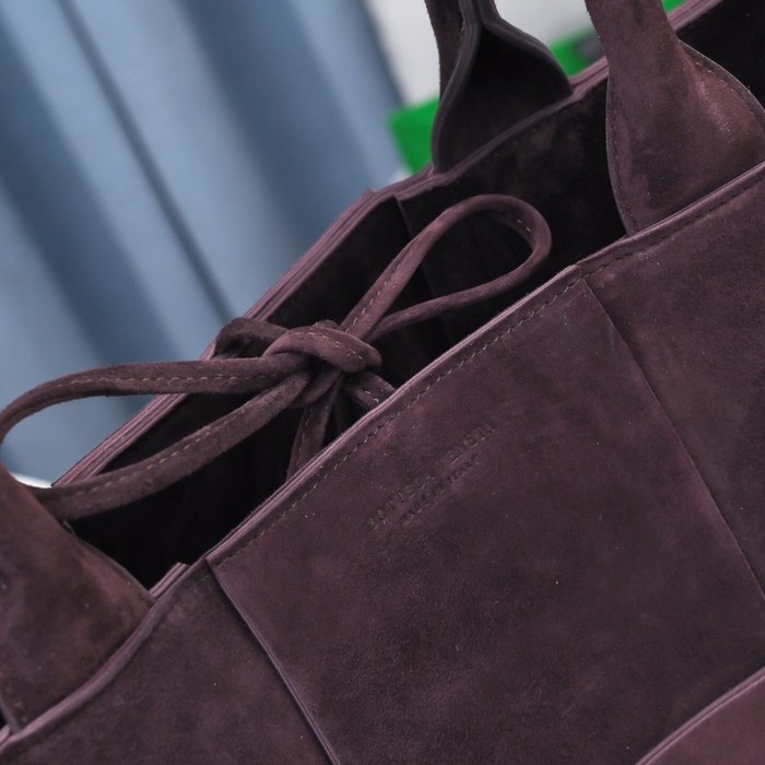 Bottega Veneta Tote style 22 Burgundy 01A