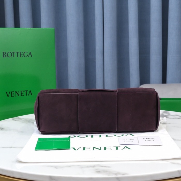 Bottega Veneta Tote style 22 Burgundy 01A