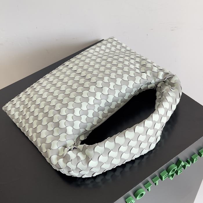 Bottega Veneta Tote style 22 Grey 01A