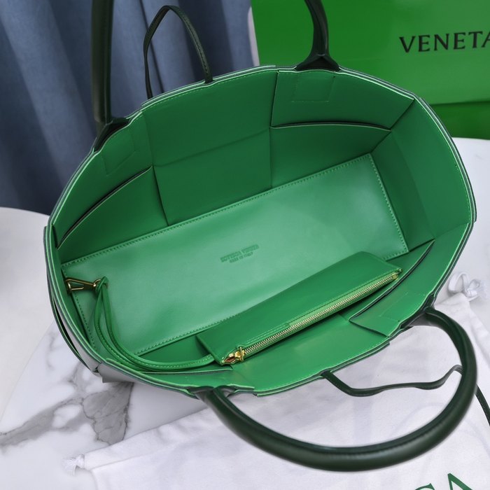 Bottega Veneta Tote style 24 Green 01A