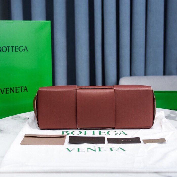 Bottega Veneta Tote style 28 Burgundy 01A