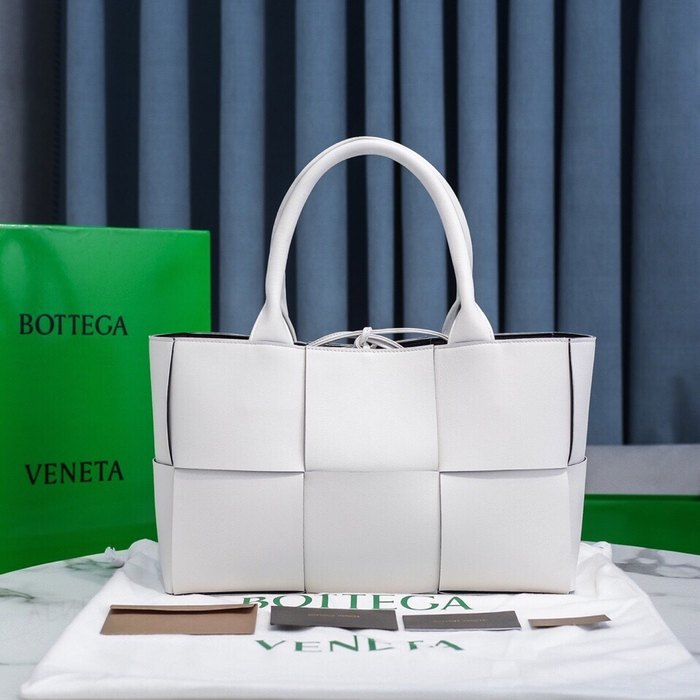Bottega Veneta Tote style 29 White 01A