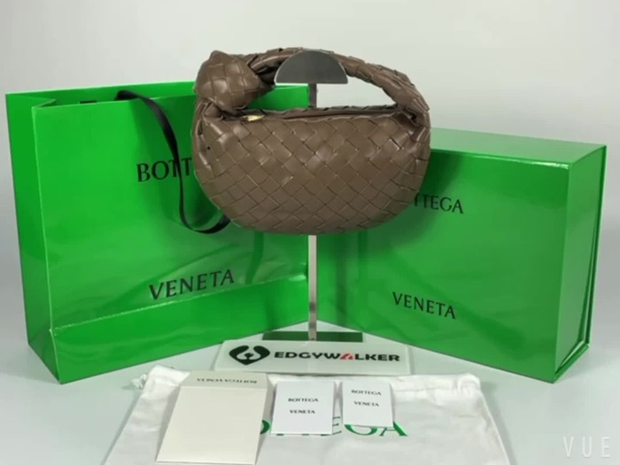 Bottega Veneta Tote style 40 Brown 01A