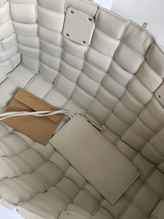 Bottega Veneta Tote style 49 Beige 01A