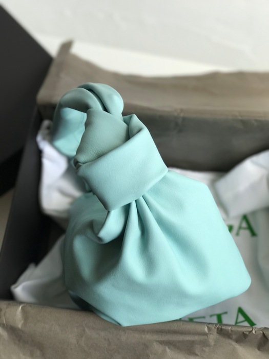 Bottega Veneta Tote style 57 Grey 01A