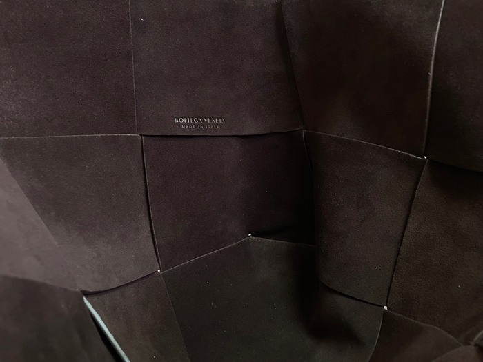 Bottega Veneta Tote style 70 Burgundy 01A