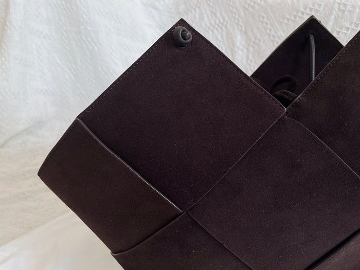 Bottega Veneta Tote style 70 Burgundy 01A