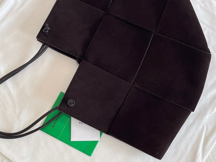 Bottega Veneta Tote style 70 Burgundy 01A