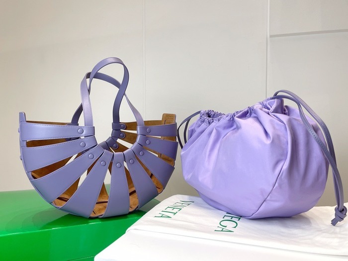 Bottega Veneta Tote style 74 Grey 01A