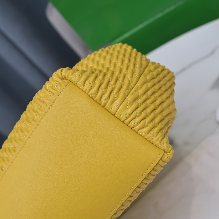 Bottega Veneta Tote style 86 Beige 01A