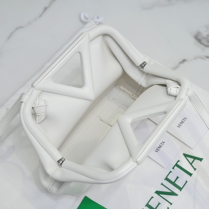 Bottega Veneta Tote style 87 White 01A