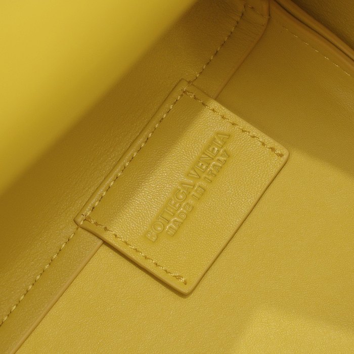 Bottega Veneta Tote style 99 Yellow 01A