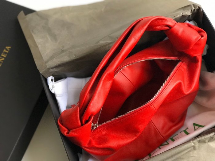 Bottega Veneta Tote with distinctive features Red 01A