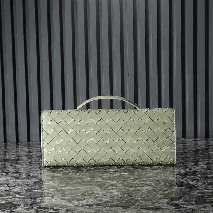 Bottega Veneta Tote with stylish details Green 01A