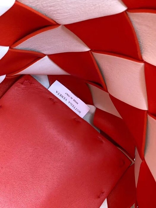 Bottega Veneta Tote with stylish traits Brown 01A