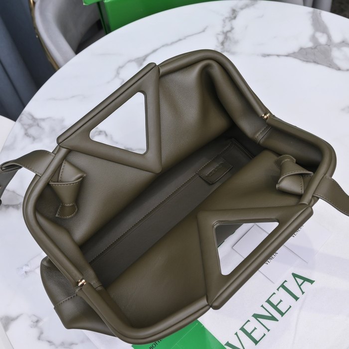 Bottega Veneta Tote with unique structured design Green 01A