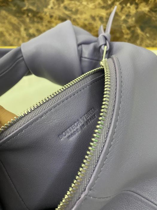 Bottega Veneta Tote with unique styling Grey 01A