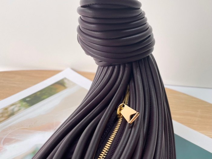 Bottega Veneta Tote with woven design Brown 01A