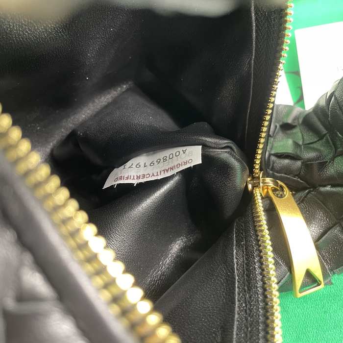 Bottega Veneta Tote with woven texture Black 01A