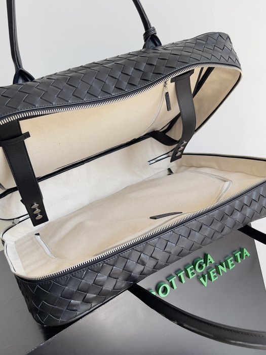 Bottega Veneta Woven Leather Tote Black 01A