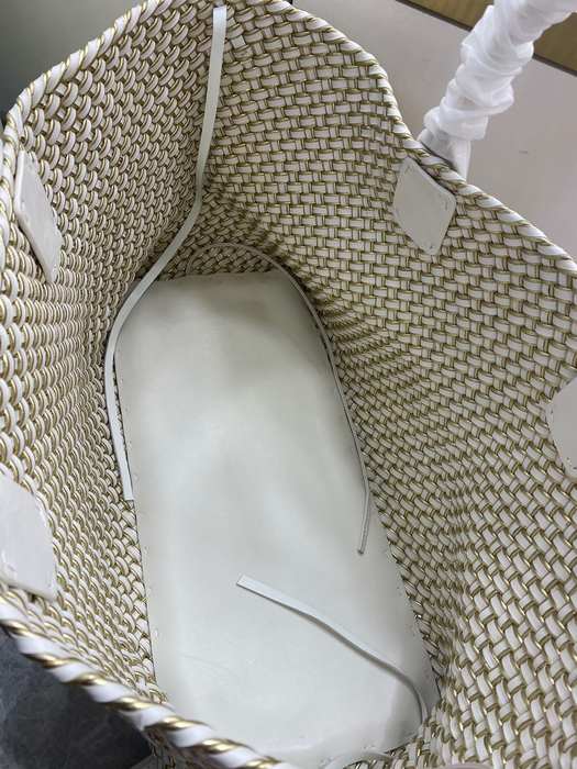Bottega Veneta Woven Tote Bag Beige 01A